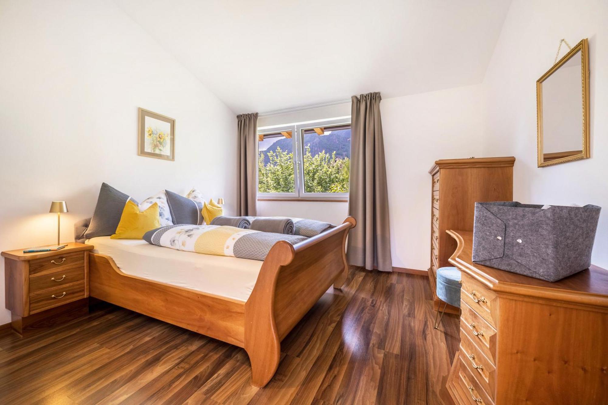 אפיאנו סולה סטרדה דל וינו Angerblick Apartment מראה חיצוני תמונה