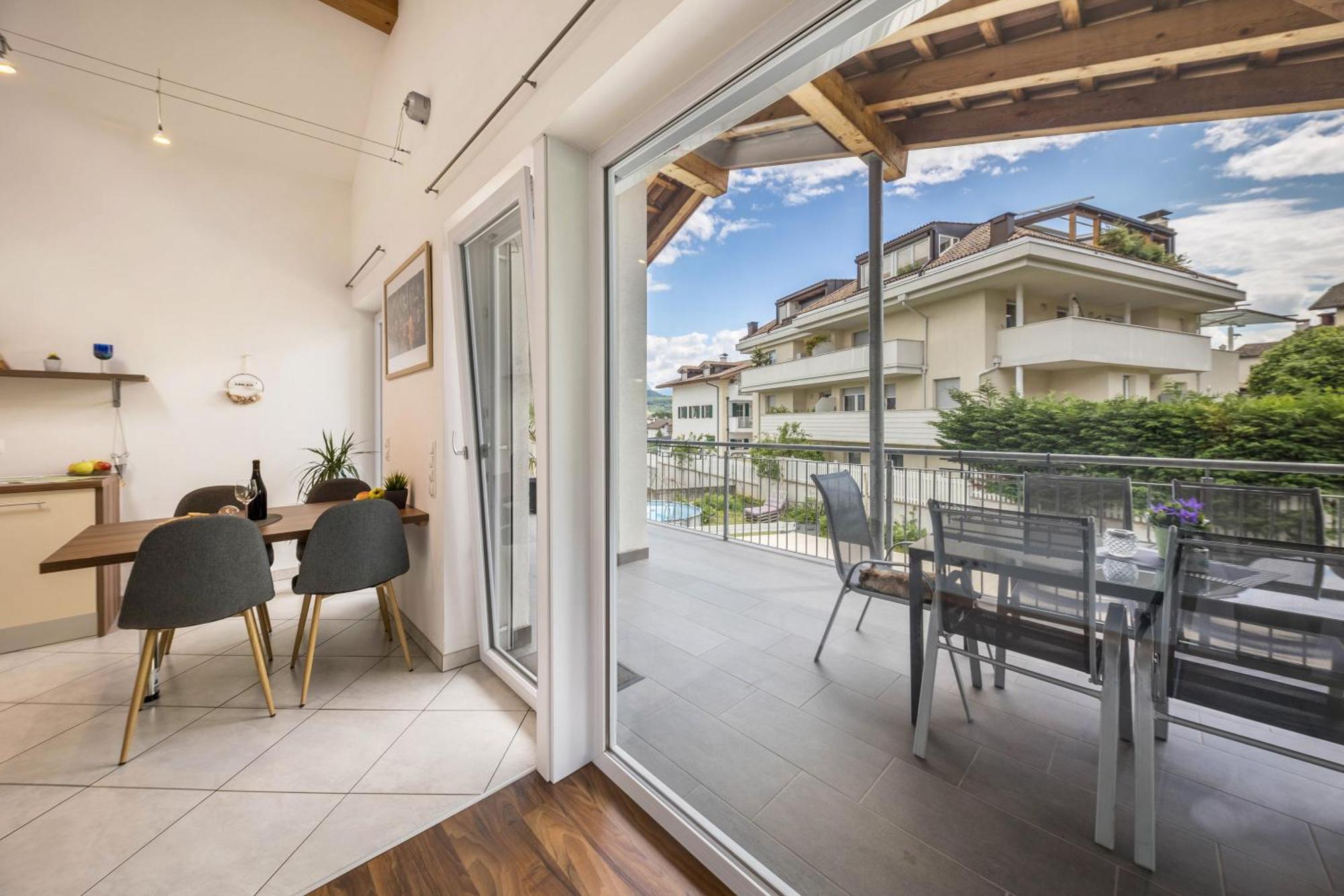 אפיאנו סולה סטרדה דל וינו Angerblick Apartment מראה חיצוני תמונה